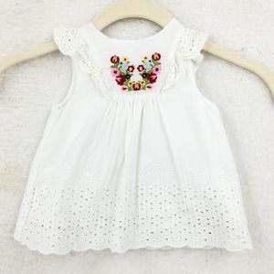 Little Me Infant Girls 9 Months White Eyelet Top Floral Embroidery Button Back